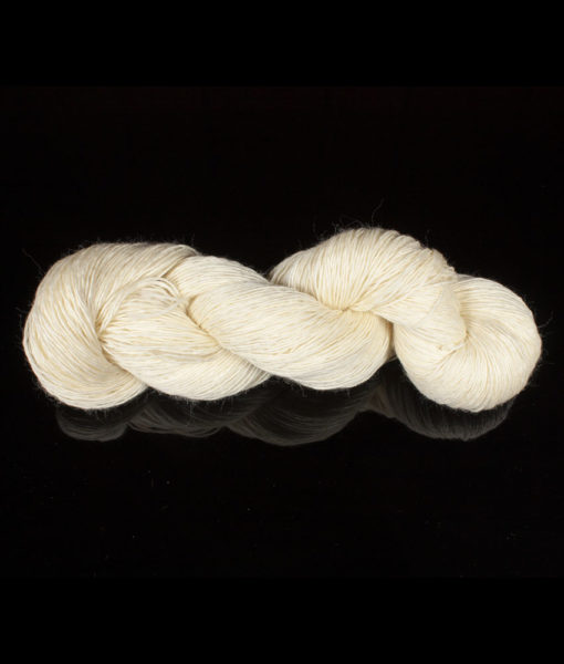 Bare yarn - Fingering - Superwash merino - 304 - Artigina