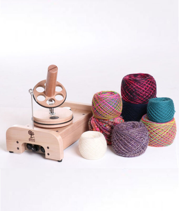 Wooden electric wool winder Ashford Artigina