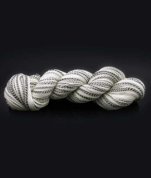 Bare yarn - Fingering - Superwash Merino, Nylon Zebra