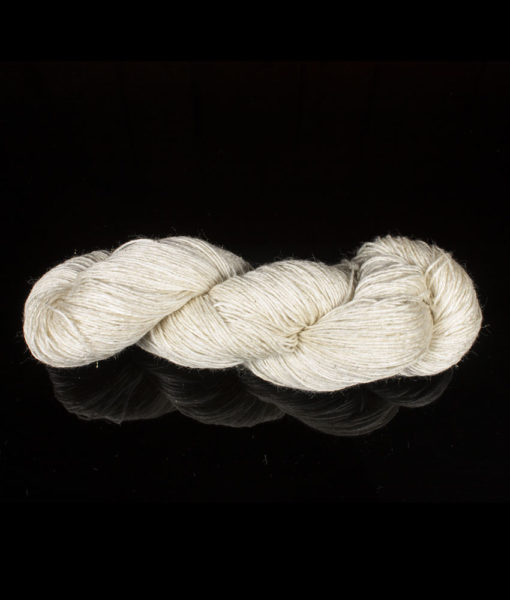 Laine à teindre - Fingering - Mérino superwash, Stelinna - 150 - Artigina