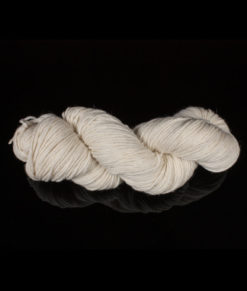 Laine à teindre - Worsted - Highland peruvien non-traitée - w112813211 - Artigina